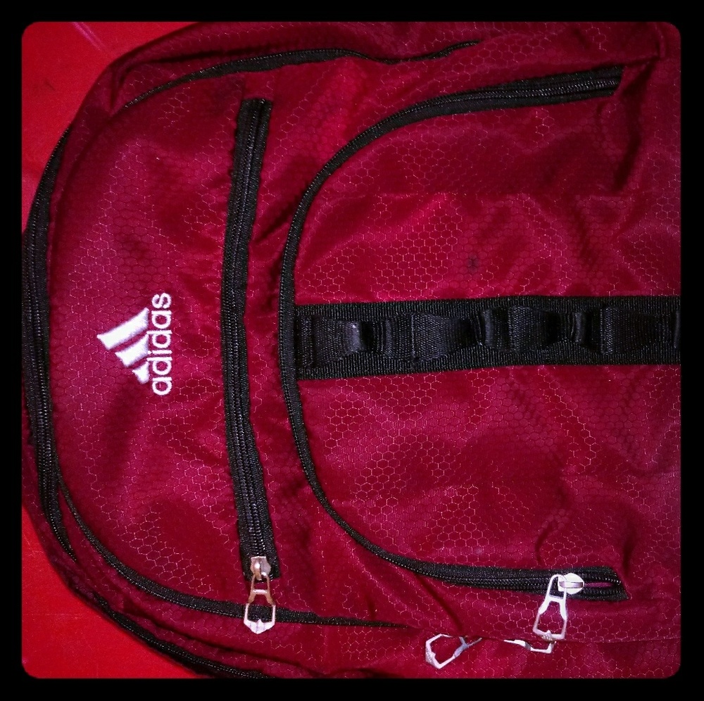 SALE⬆🎊🎈😀🎊ADIDAS BACKBACK